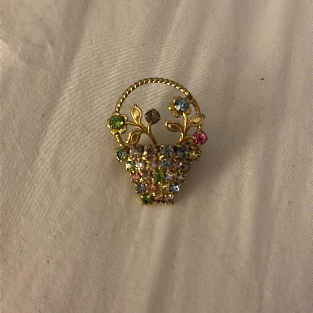 Vintage Small Elegant Gold tone multi color rhinestone flower pot pin brooch